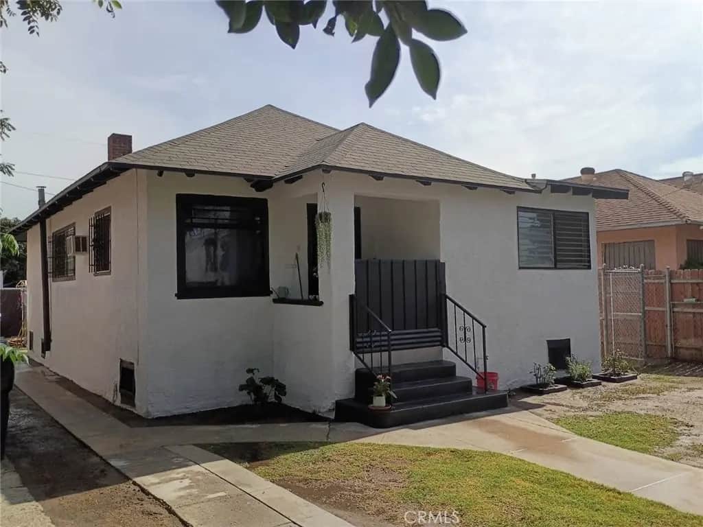 1580 E 45th Street, Los Angeles, CA — listing photo 1
