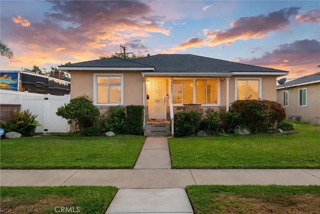 4945 Adenmoor, Lakewood, CA — listing photo 1