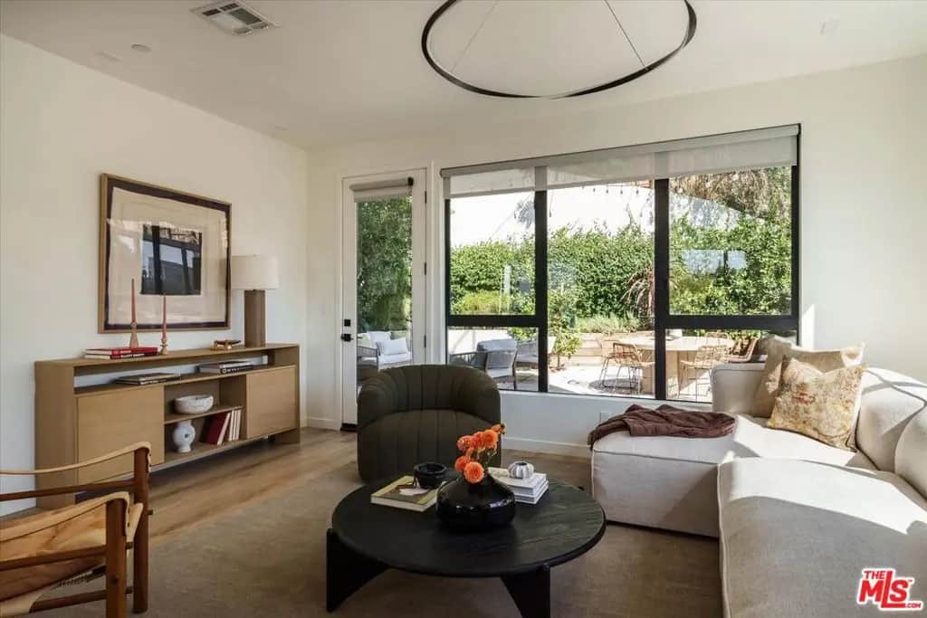 1507 W Morra Drive, Los Angeles, CA — listing photo 1