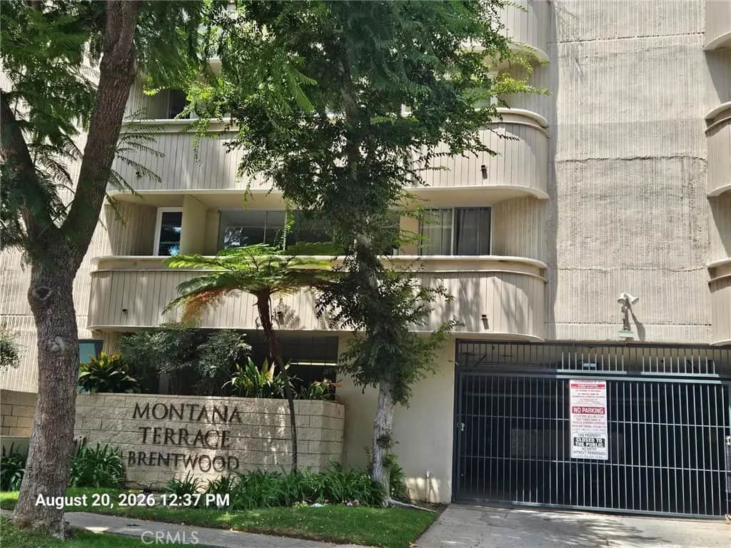 11645 Montana Avenue 110, Los Angeles, CA — listing photo 1