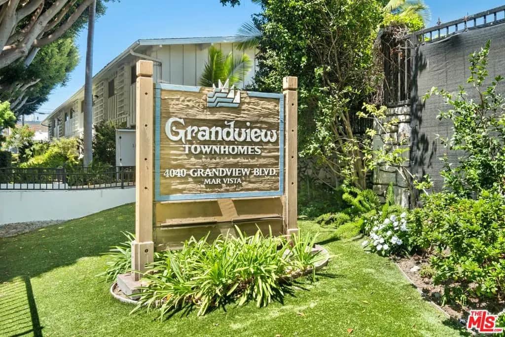 4040 Grand View Boulevard 60, Los Angeles, CA — listing photo 1