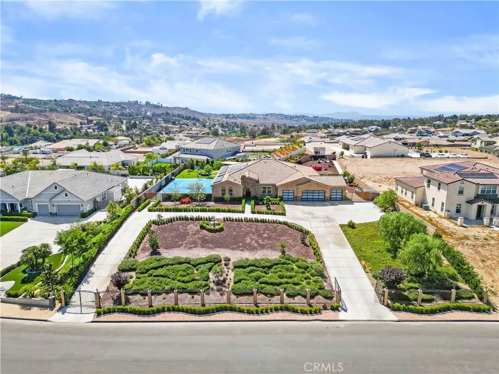 16282 Ginger Creek, Riverside, CA — listing photo 1