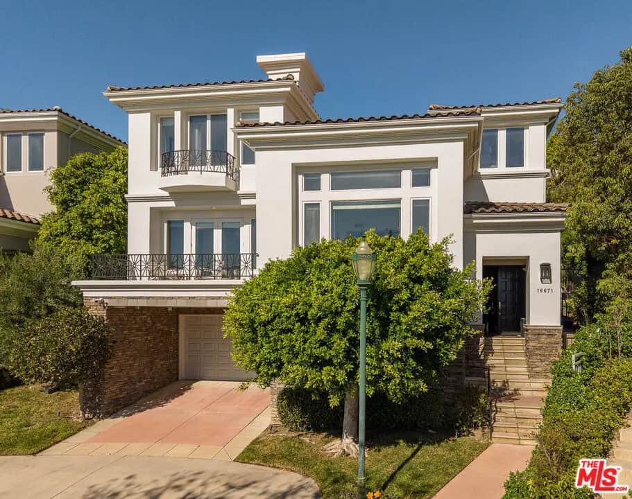 16671 Calle Brittany, Pacific Palisades, CA — listing photo 1