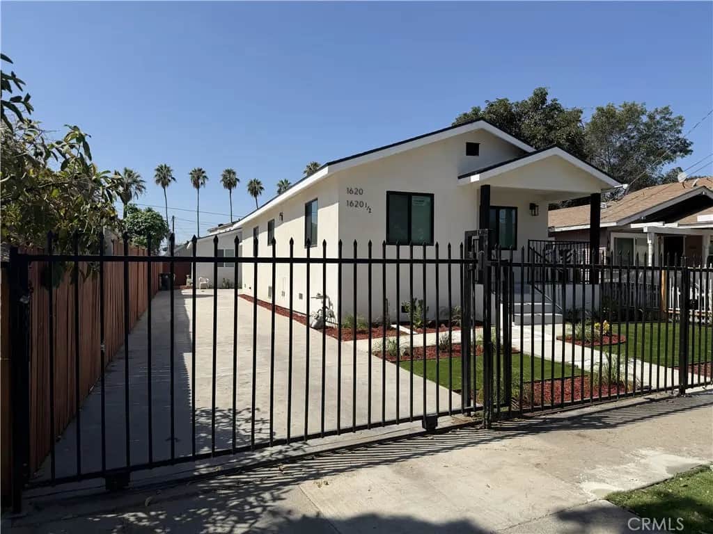 1620 E 33rd, Los Angeles, CA — listing photo 1