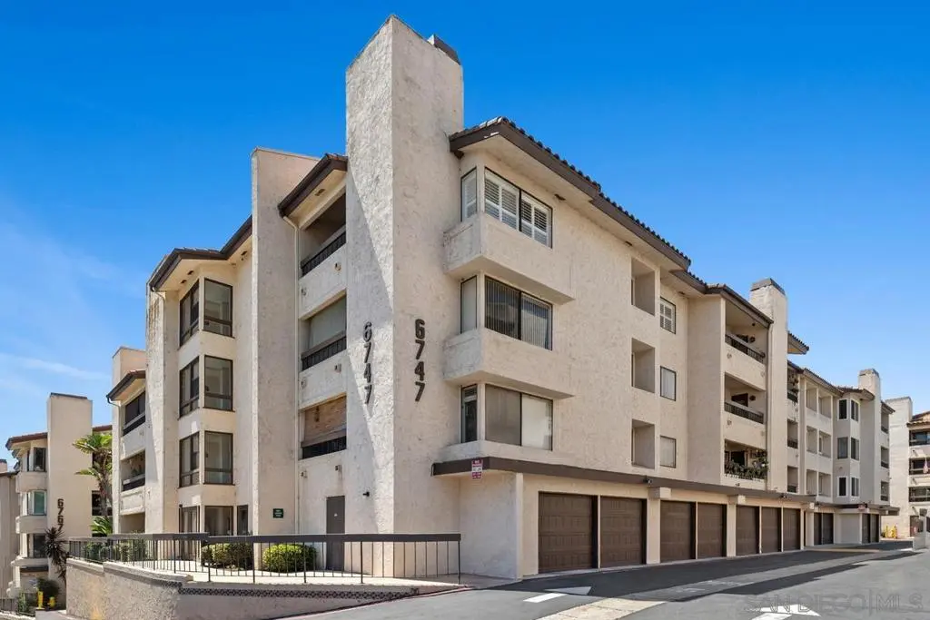 6747 Friars Rd 126, San Diego, CA — listing photo 1