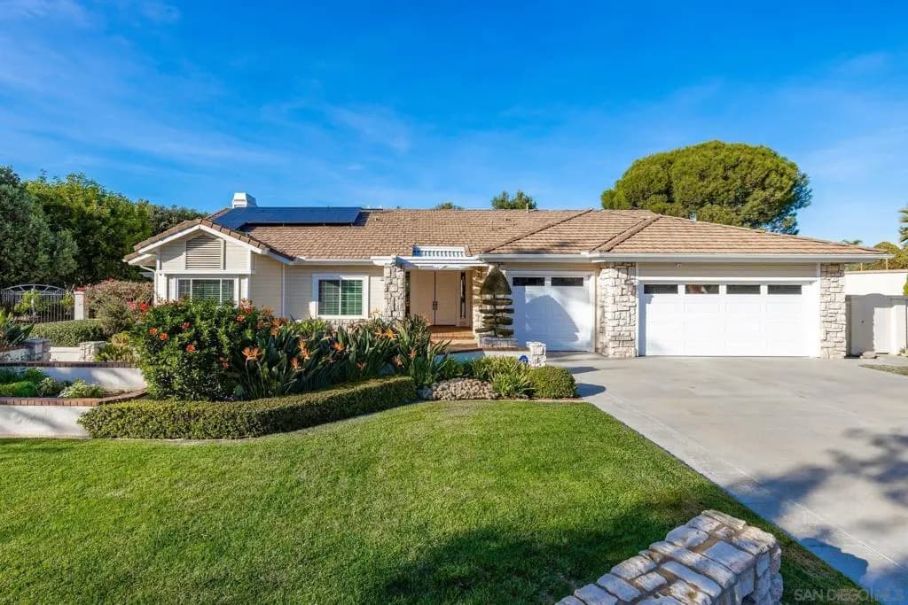 1350 Lupine Hills, Vista, CA — listing photo 1
