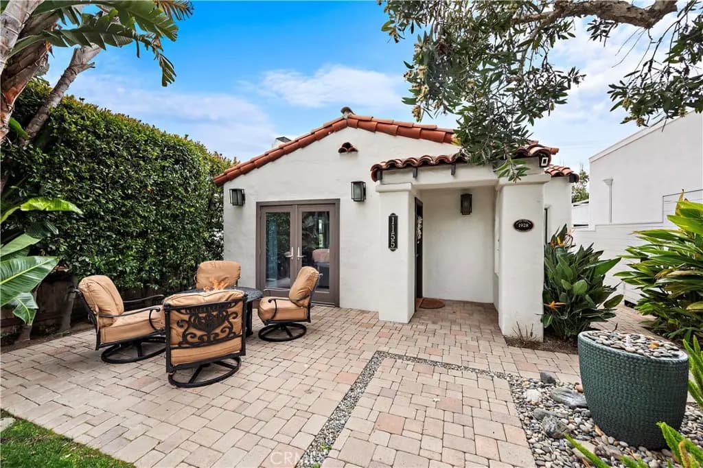 1155 Catalina, Laguna Beach, CA — listing photo 1