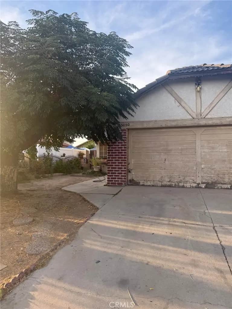 25050 Dana, Moreno Valley, CA — listing photo 1