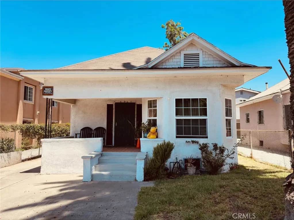 1261 E 48th Street, Los Angeles, CA — listing photo 1
