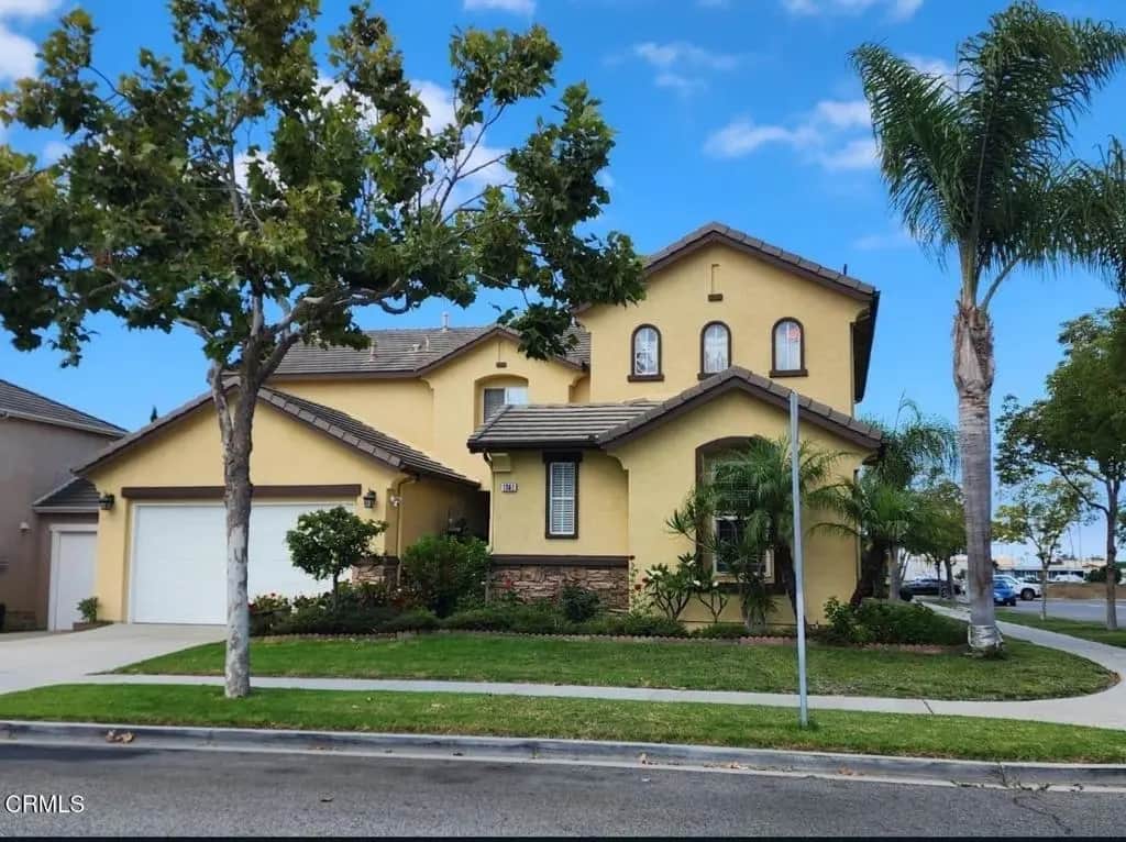 1361 Domingo Place, Oxnard, CA — listing photo 1