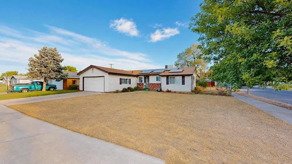 1405 Tamarack Avenue, Atwater, CA — listing photo 1