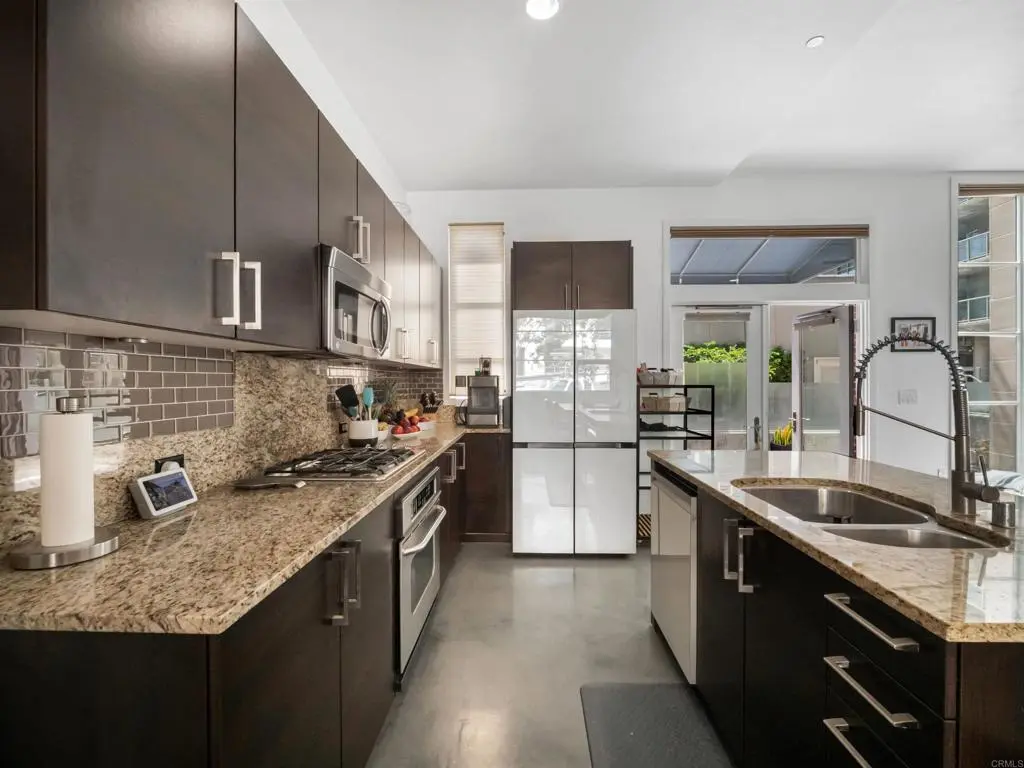 540 9Th Avenue 104, San Diego, CA — listing photo 1