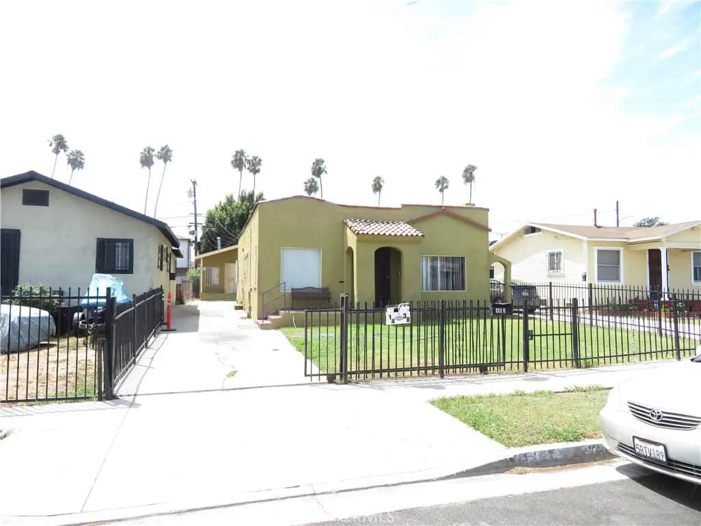 1438 W 95th Street W, Los Angeles, CA — listing photo 1