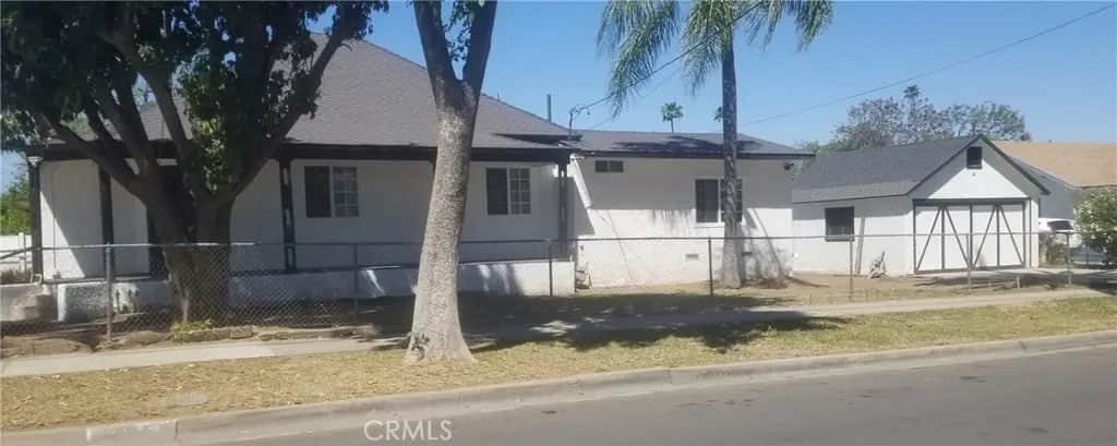 3395 Franklin Avenue, Riverside, CA — listing photo 1