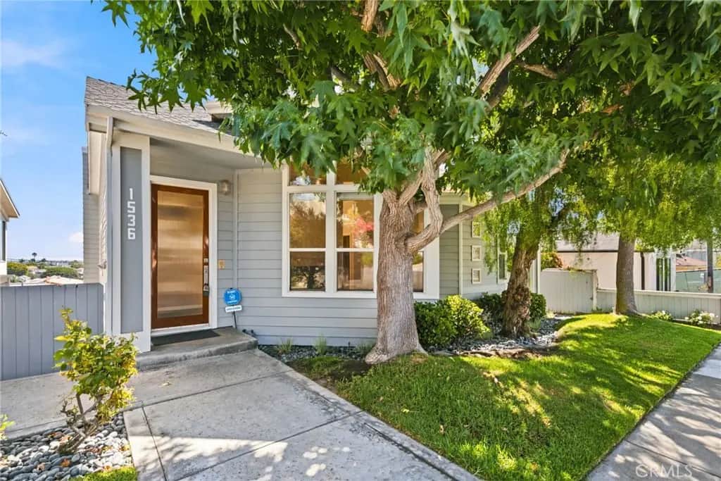 1536 Silver, Hermosa Beach, CA — listing photo 1