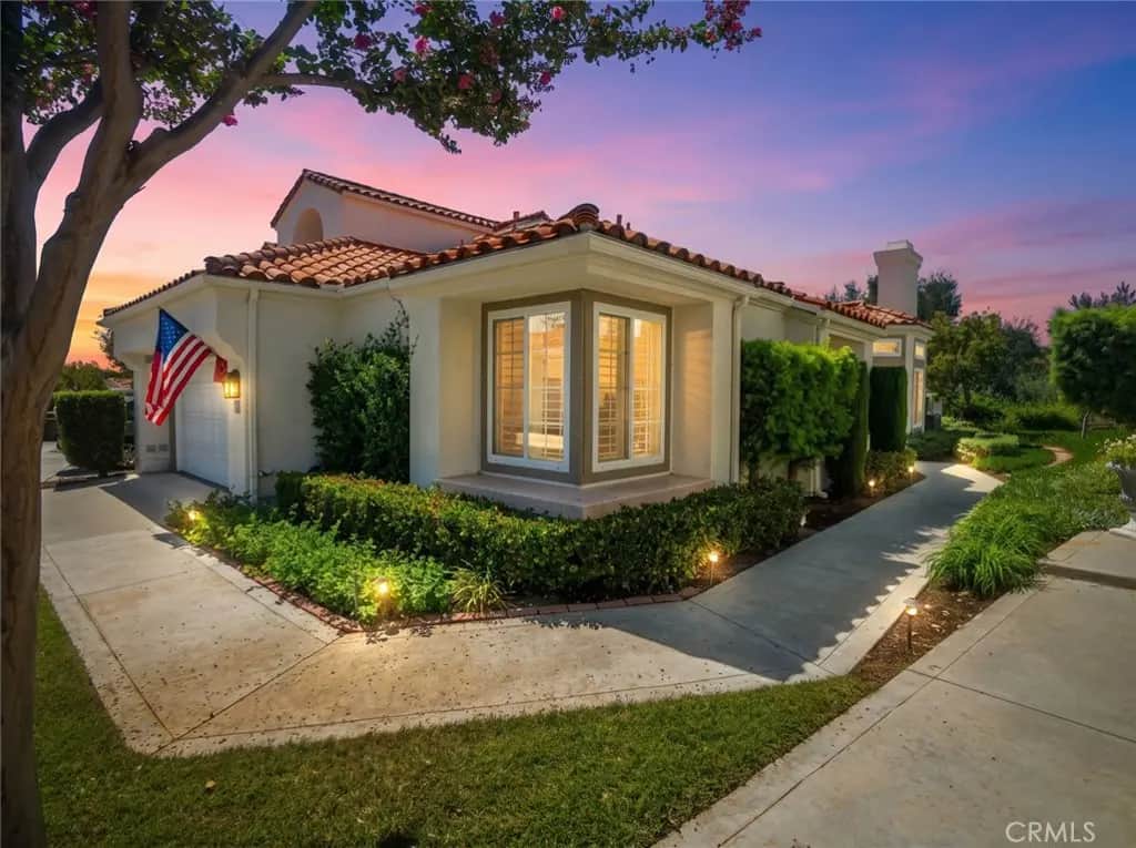 11 Calle Katrina, Rancho Santa Margarita, CA — listing photo 1