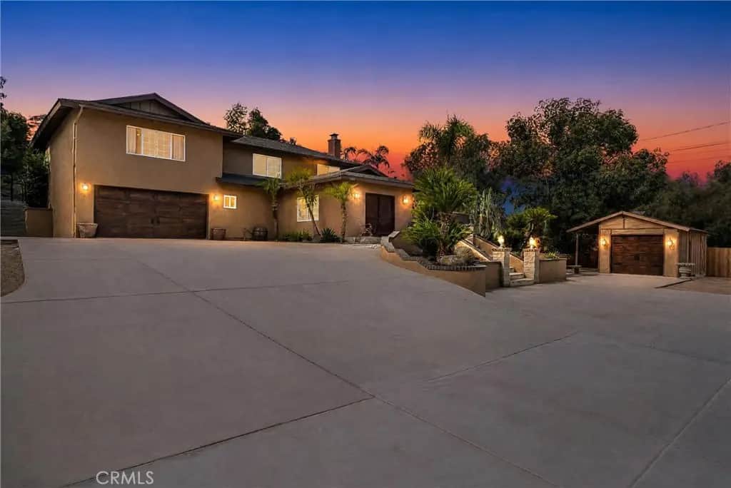 1080 1st, Norco, CA — listing photo 1