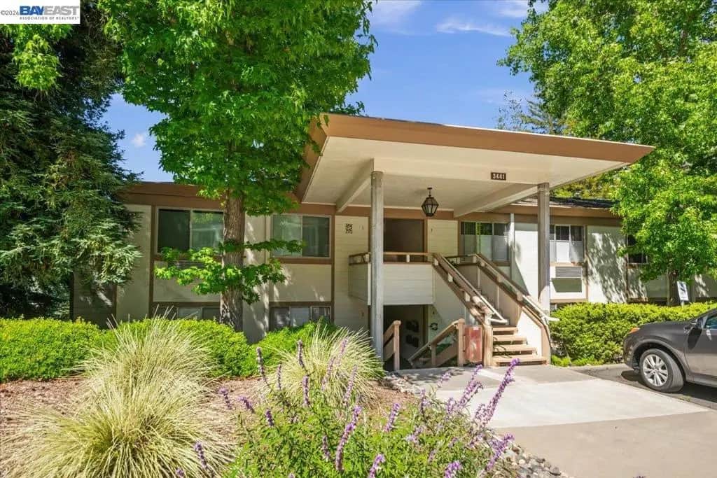 3441 Tice Creek Rd 4, Walnut Creek, CA — listing photo 1