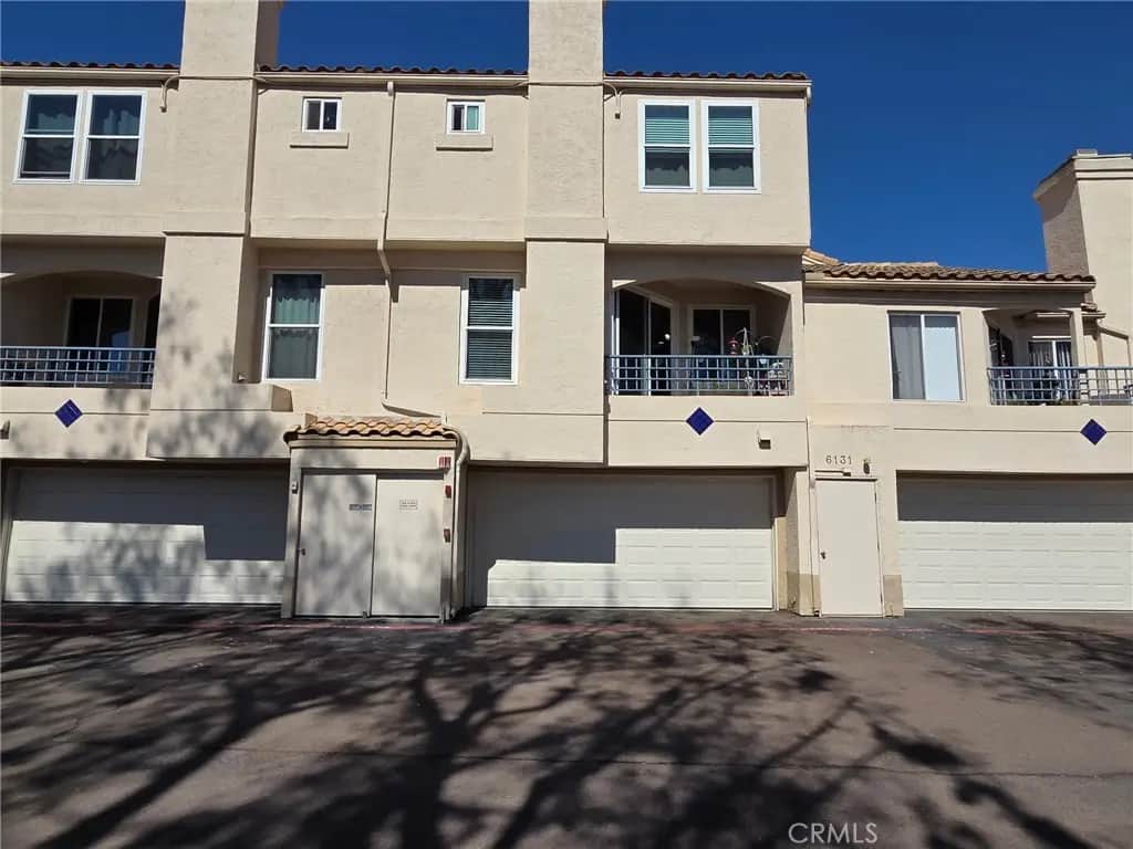 6131 Calle Mariselda 104, San Diego, CA — listing photo 1
