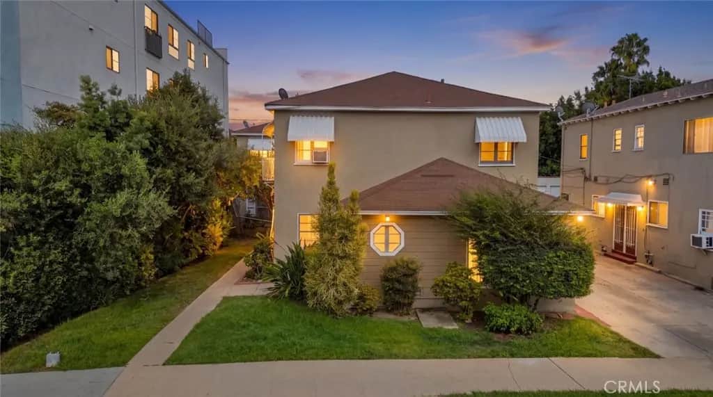 110 S Kings Rd, Los Angeles, CA — listing photo 1