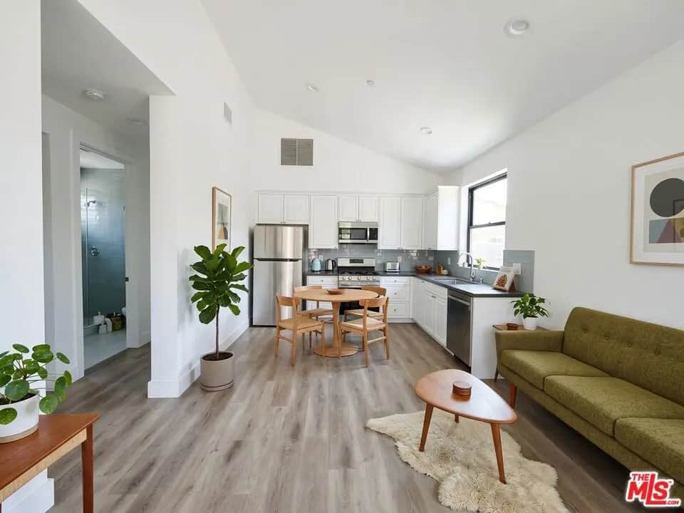 11922 Isis Avenue, Hawthorne, CA — listing photo 1