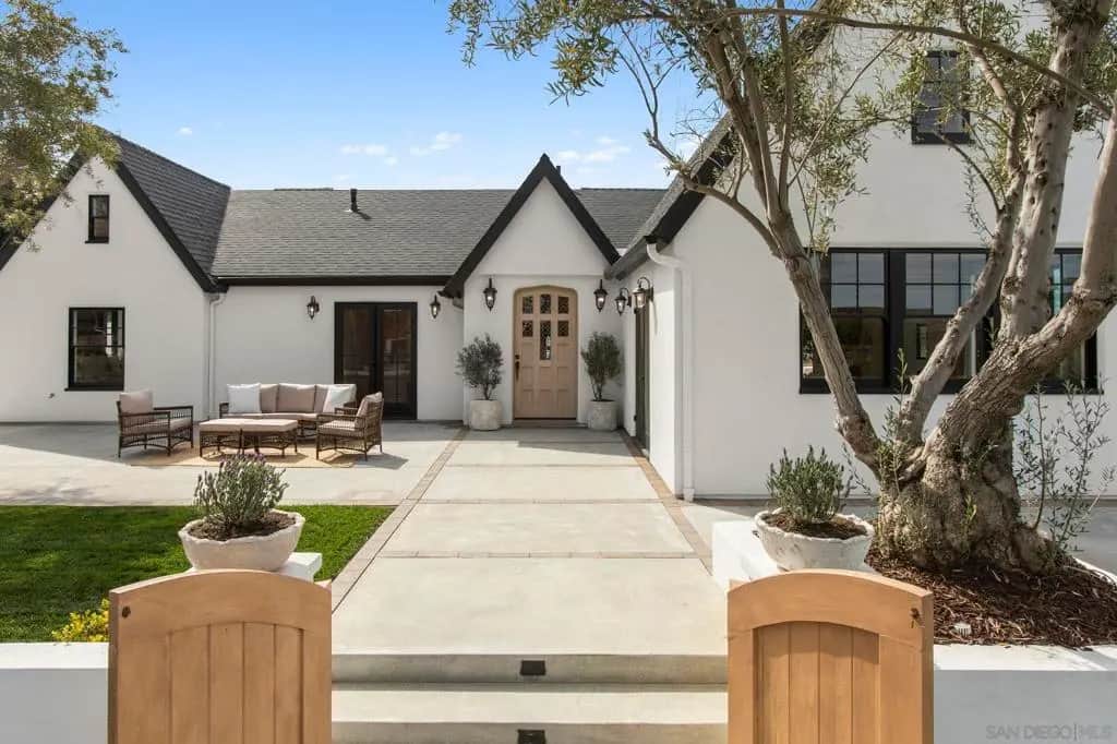 7784 Hillside Dr, San Diego, CA — listing photo 1