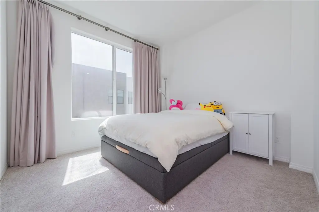 136 Rondo, Irvine, CA — listing photo 1