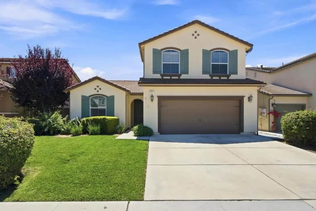 1631 Panorama Drive, Hollister, CA — listing photo 1
