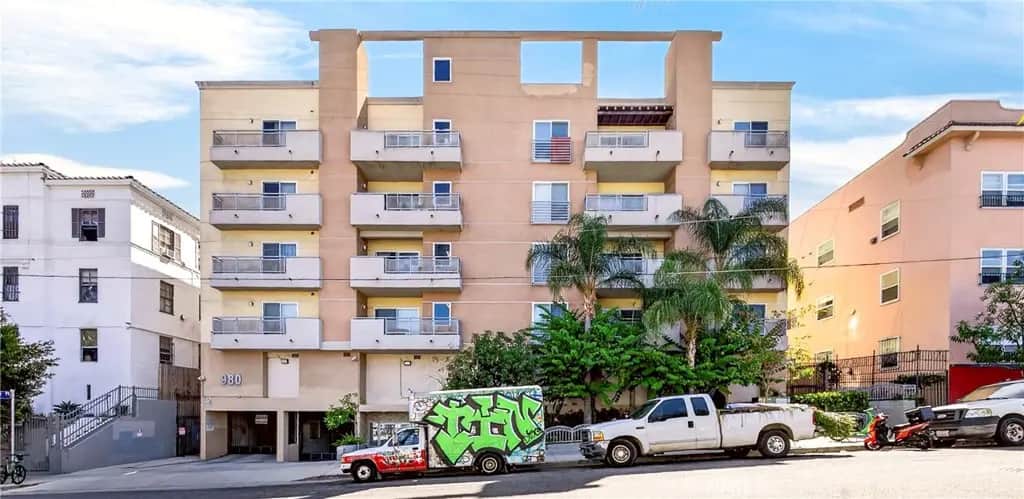980 S Oxford 303, Los Angeles, CA — listing photo 1