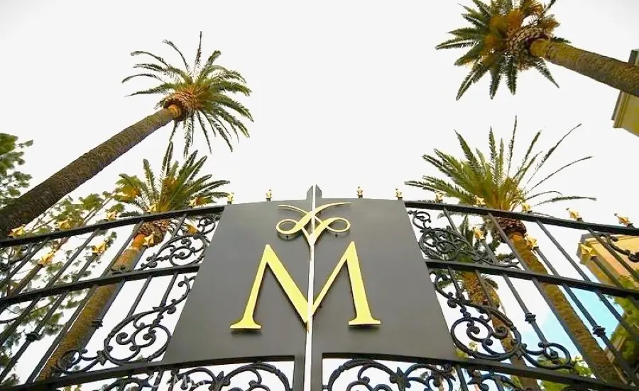 5520 Owensmouth 311, Woodland Hills, CA — listing photo 1