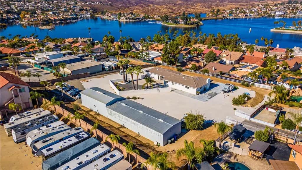 22475 Loch Lomond Drive, Canyon Lake, CA — listing photo 1