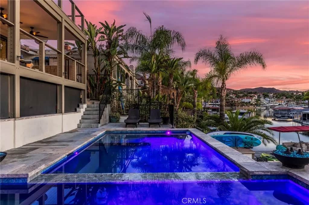 30205 White Wake, Canyon Lake, CA — listing photo 1