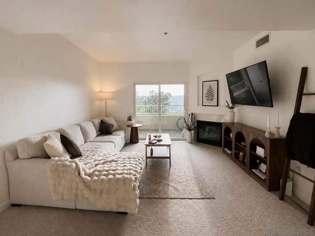 7647 Mission Gorge Rd 23, San Diego, CA — listing photo 1