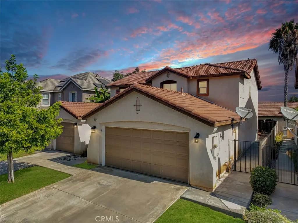 833 Pheasant Street, Corona, CA — listing photo 1