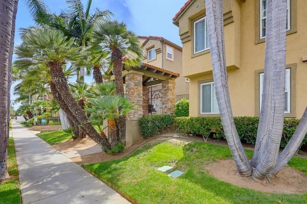 4222 Menlo Ave 21, San Diego, CA — listing photo 1
