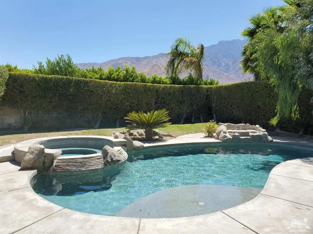 749 Alta, Palm Springs, CA — listing photo 1