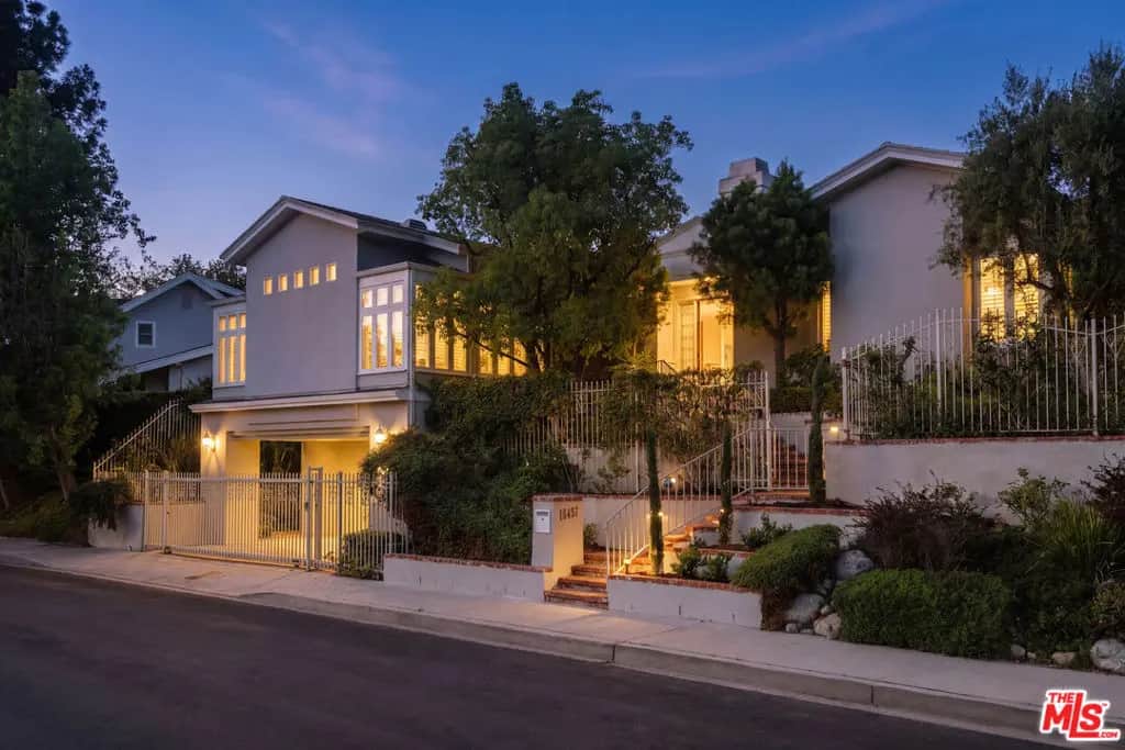 16457 Marbro Drive, Encino, CA — listing photo 1
