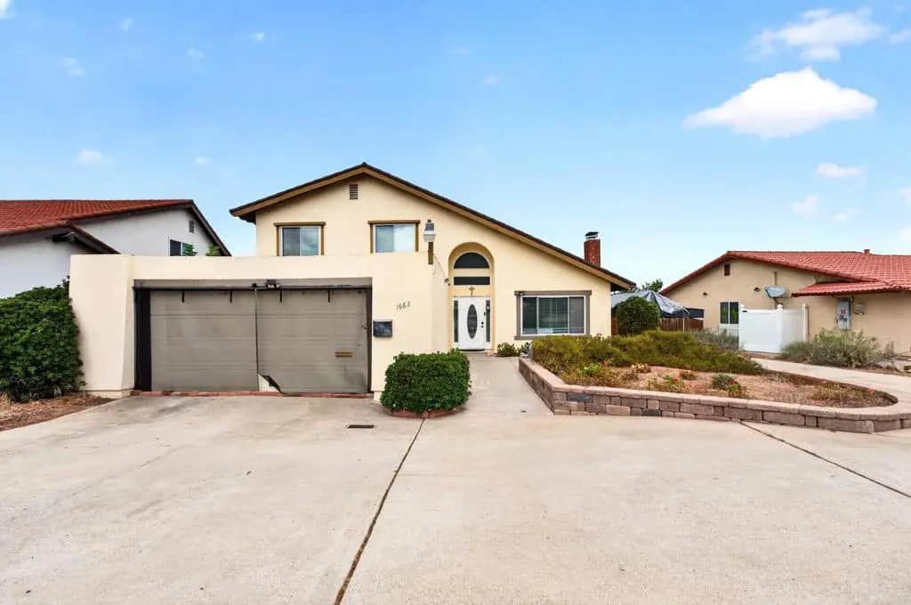 1682 Granite Hills Drive, El Cajon, CA — listing photo 1
