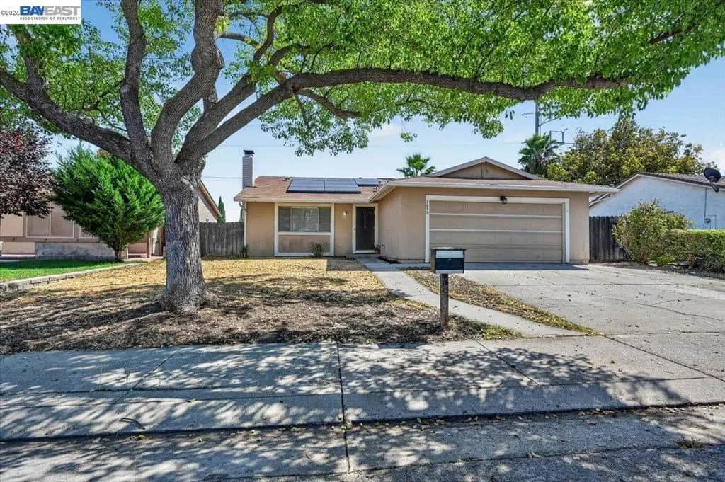 2650 Colony Dr, Tracy, CA — listing photo 1