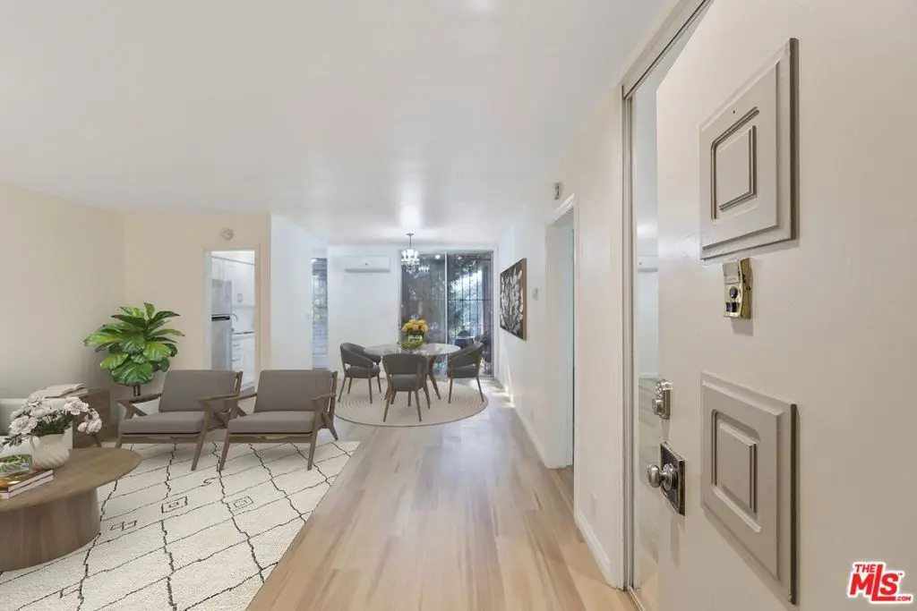 4255 W 5th Street 209, Los Angeles, CA — listing photo 1