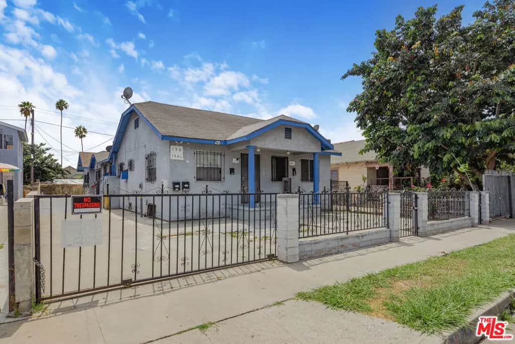 150 W 76th Street, Los Angeles, CA — listing photo 1