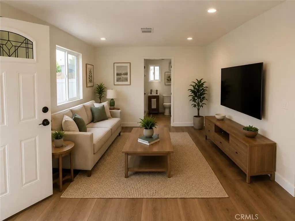 5528 W 118th Place A, Inglewood, CA — listing photo 1