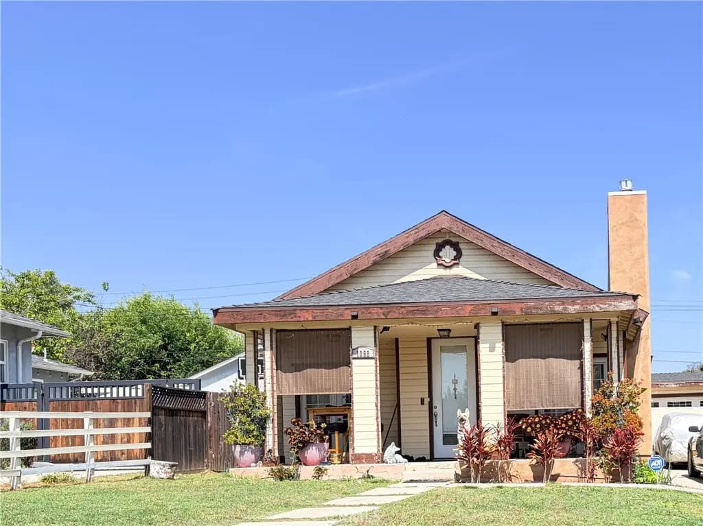 1098 Bresee Avenue, Pasadena, CA — listing photo 1