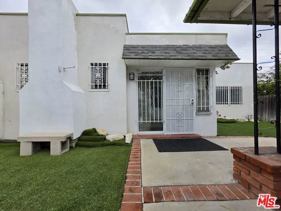 611 W 109th Street, Los Angeles, CA — listing photo 1