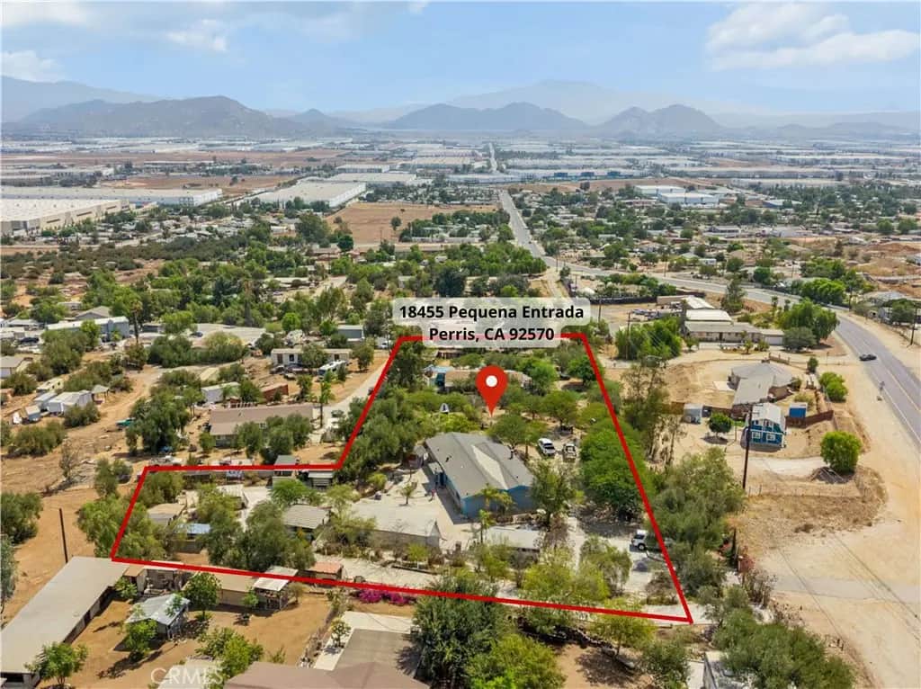 18455 Pequena Entrada, Perris, CA — listing photo 1