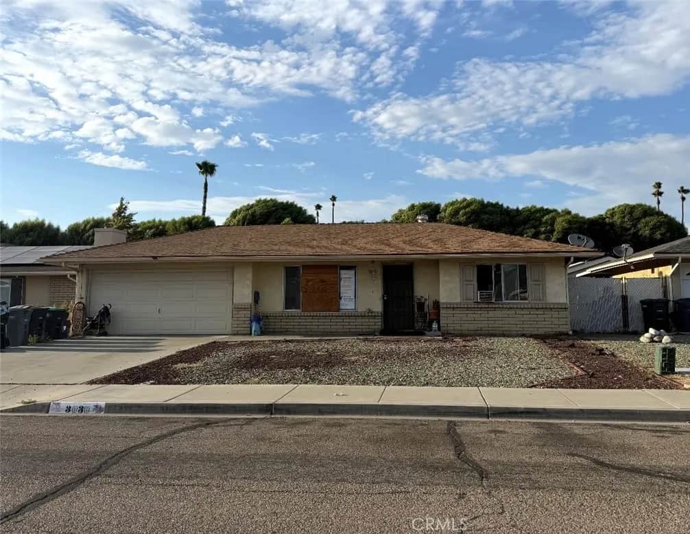 3030 Oradon Way, Hemet, CA — listing photo 1