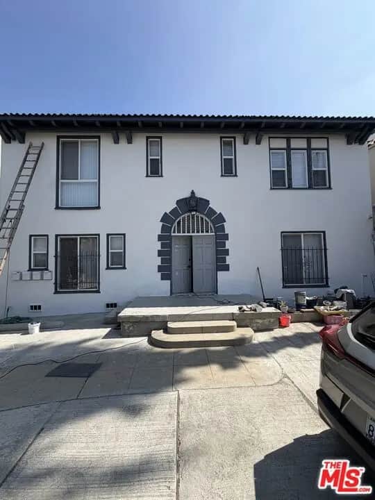 926 S Mariposa Avenue, Los Angeles, CA — listing photo 1