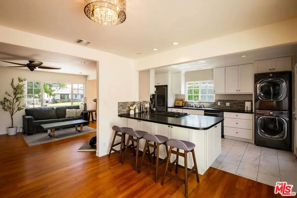 4747 Berryman Avenue, Culver City, CA — listing photo 1