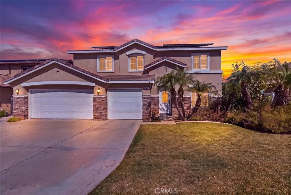 825 Derby, Corona, CA — listing photo 1