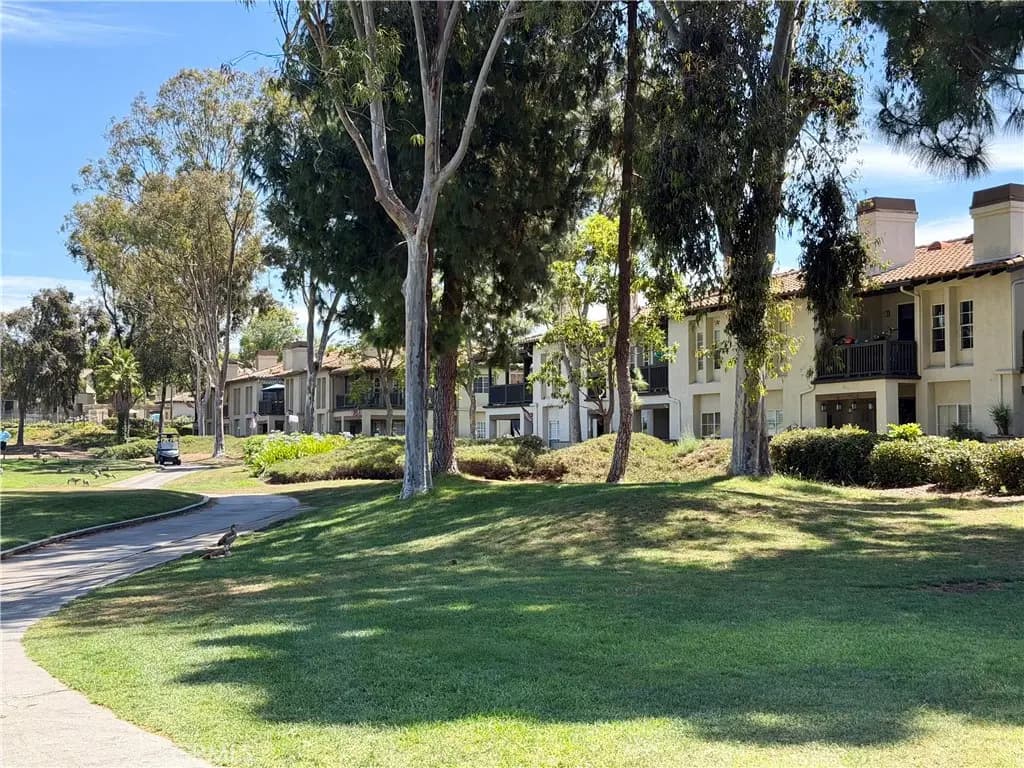 55 Via Pausa, Rancho Santa Margarita, CA — listing photo 1